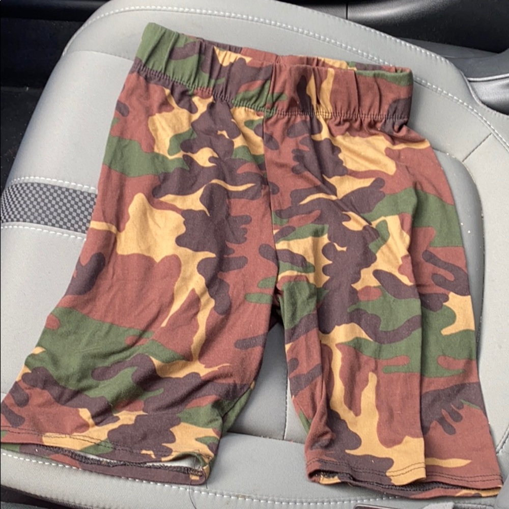 Camo biker shorts